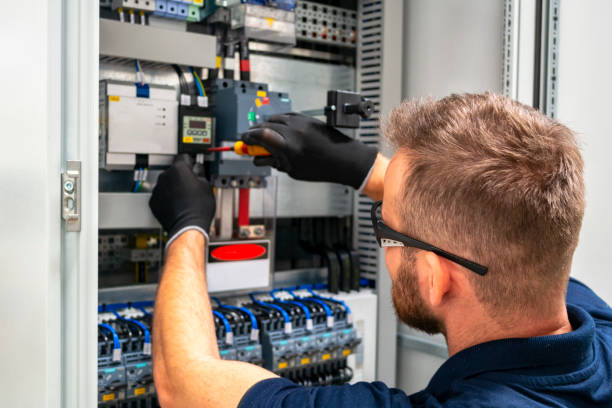 Best Electrical Contractors for Businesses  in Gleed, WA
