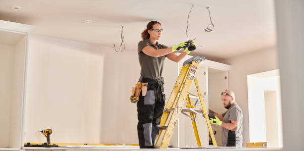 Best Affordable Emergency Electrician  in Gleed, WA